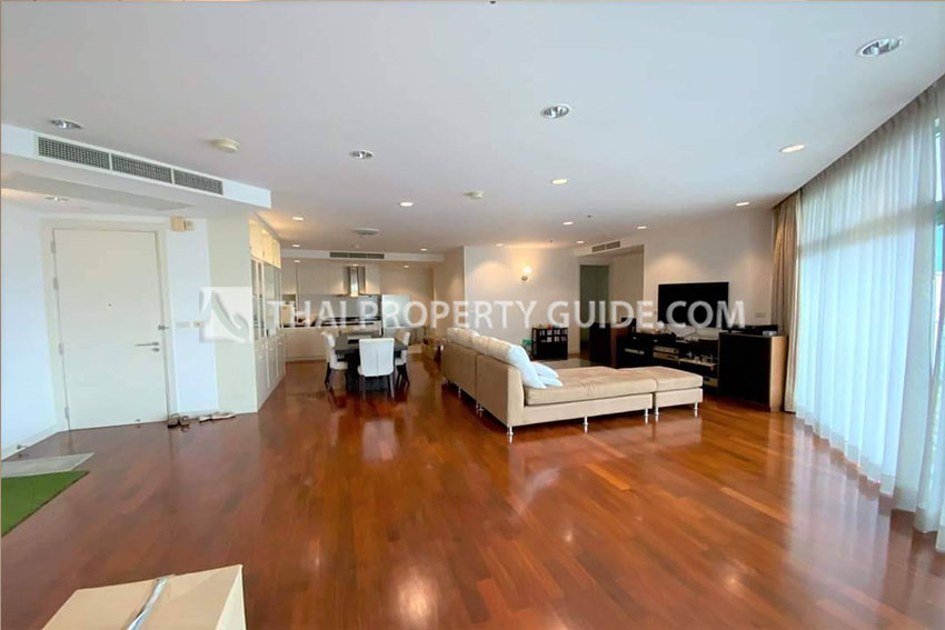 Condominium in Sathorn 